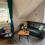 Moderne 3-zimmer Maisonettewohnung In Der By Interhome شقة