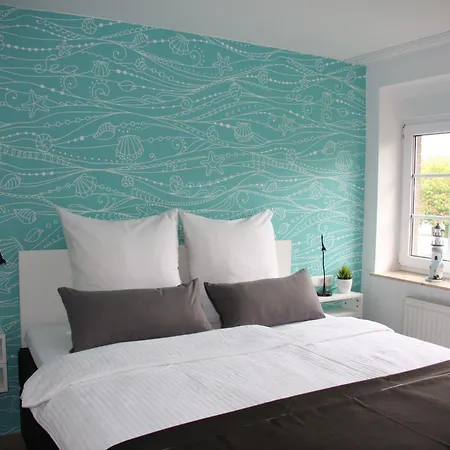 Moderne 3-zimmer Maisonettewohnung In Der By Interhome Apartmán *